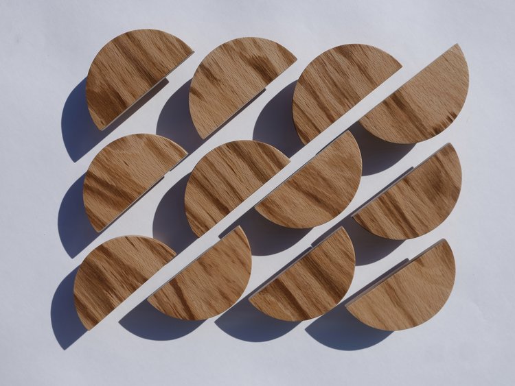 Ручка мебельная деревянная Полукруг лимитированные  - комплект