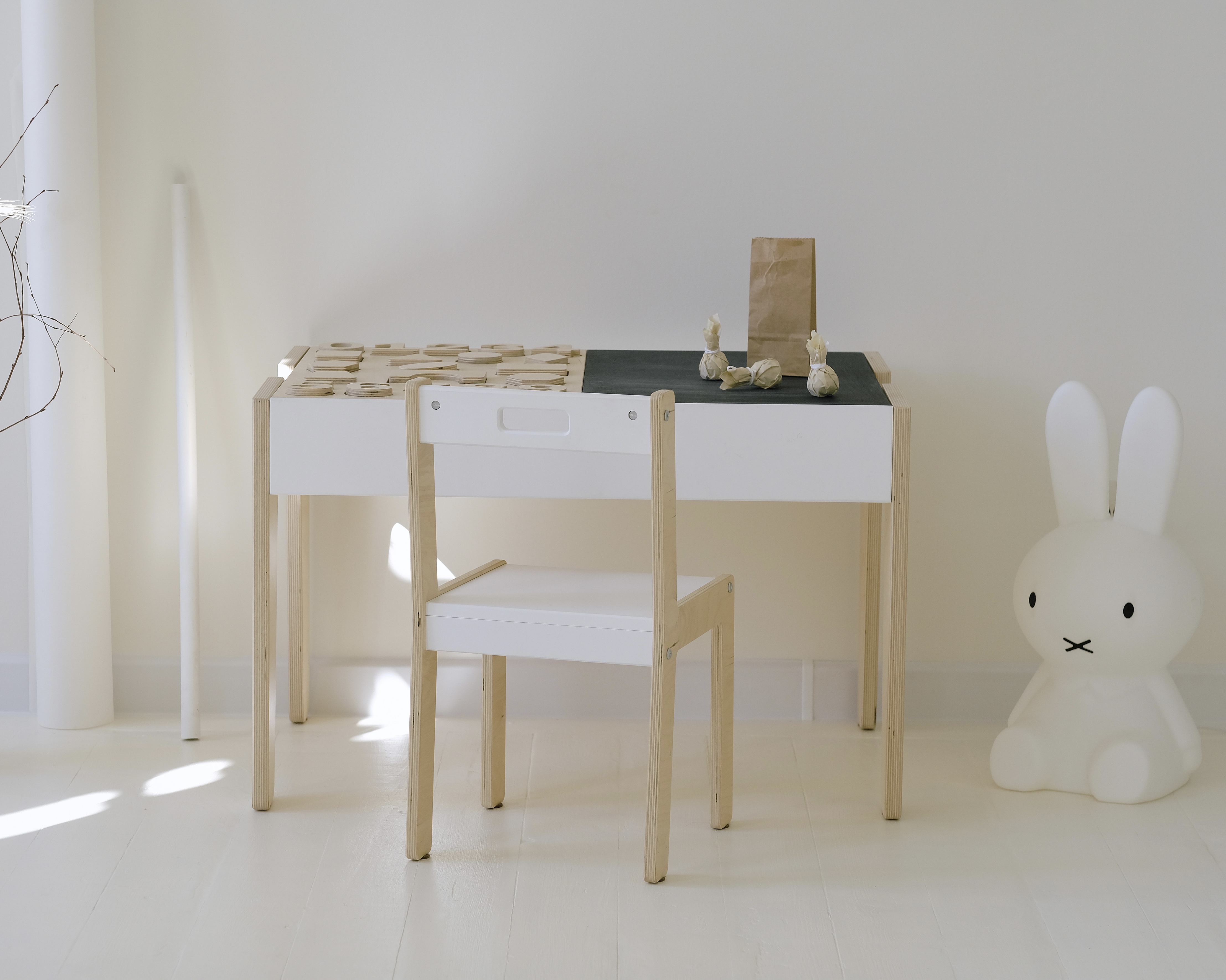 Лето — лучшее время, чтобы обустроить рабочее место в детской-2 Лето — лучшее время, чтобы обустроить рабочее место в детской-2