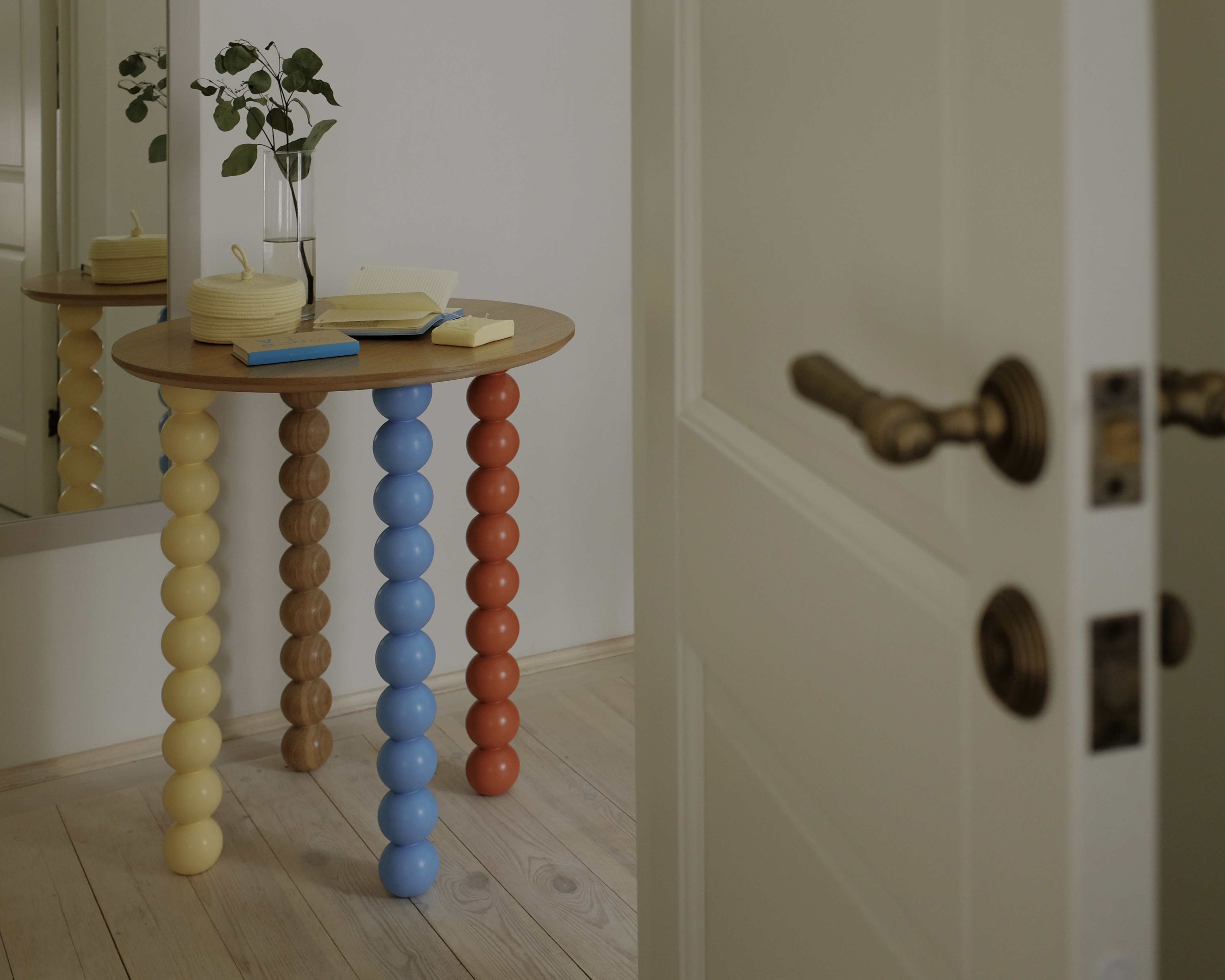 По домам: интерьер фотографа с мебелью KUBI-2 По домам: интерьер фотографа с мебелью KUBI-2