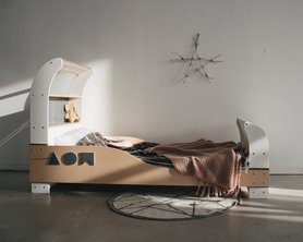 Детская кровать со светильником LUNA-1