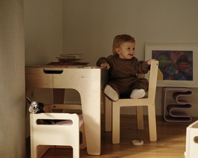 Детский развивающий стол - сортер Плэй-2