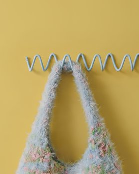 Вешалка металлическая в голубом цвете-6