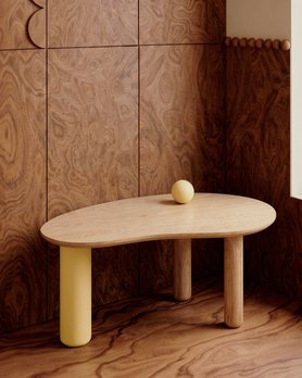 Журнальный столик Фасоль с шаром-4