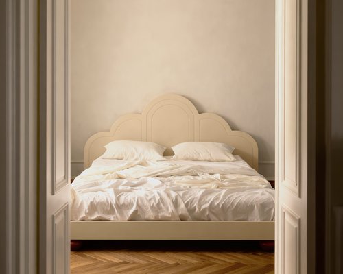 Фигурное изголовье Псковские мотивы