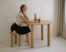 Круглый обеденный стол Мон-1