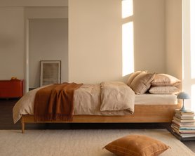 Кровать двуспальная из массива бука без изголовья Эмпи-1