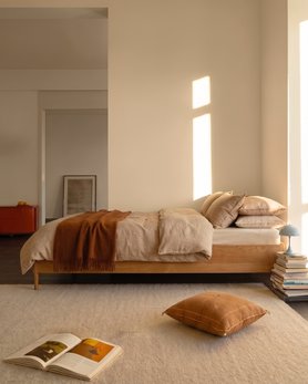 Кровать двуспальная из массива бука без изголовья Эмпи-2