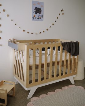 Детская кроватка для новорождённых Милки-4
