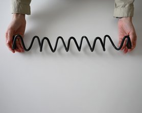 Вешалка металлическая в чёрном матовом цвете-2