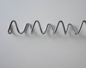 Вешалка металлическая в серебряном цвете-5