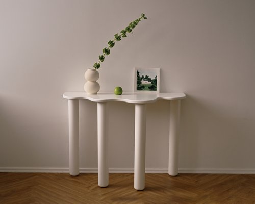 Консоль Мон