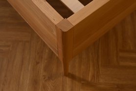 Кровать двуспальная из массива бука без изголовья Эмпи в наличии-4