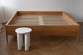 Кровать двуспальная из массива бука без изголовья Эмпи в наличии-1