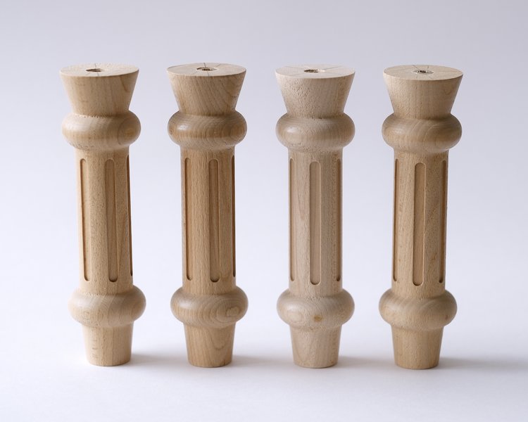 Ножки мебельные деревянные Античные Бук 180 мм. - комплект 4 шт.