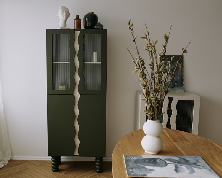 Витрина MON со стеклом. Скидка дня