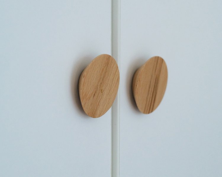 Ручка мебельная деревянная Наклонная - комплект 2шт