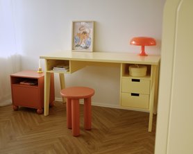 Стол письменный Kit Maxi со стеклом  полностью в цвете-2