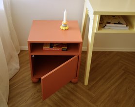 Прикроватная тумбочка с дверцей MON 450х400х500-12