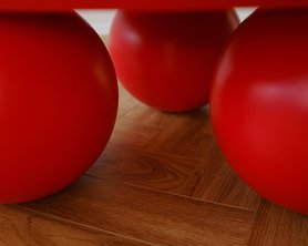 Журнальный столик на ножках шары-5