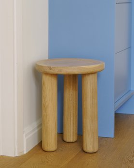 Столик - табурет Мон дубовый на 3-х ножках-9