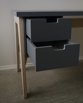 Письменный стол Kit Mini со стеклом-10