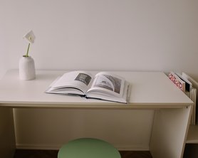 Стол-парта с полкой Cabinet Easy-5