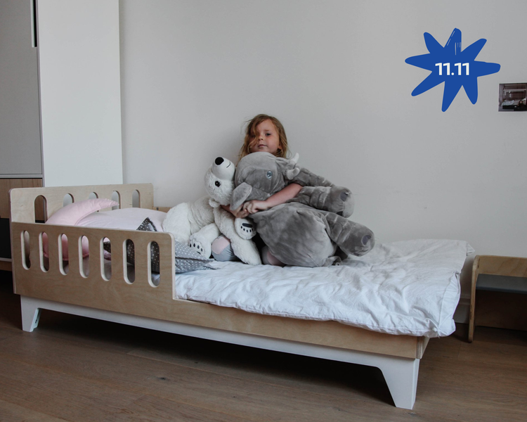 Кроватка Холи 11.11. Черная пятница