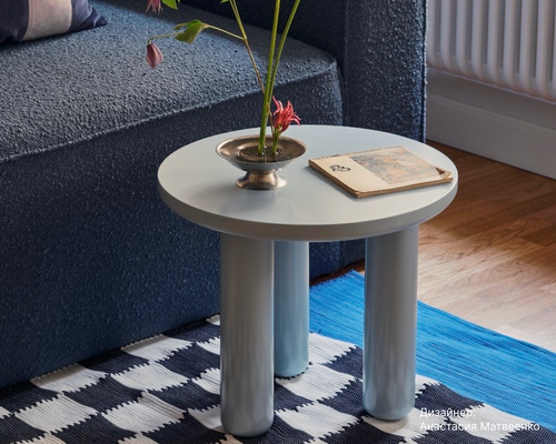 Журнальный столик на 3-х ножках MON Арт.7163