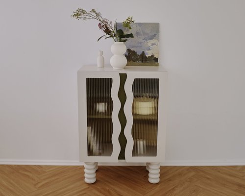 Витрина MON mini со стеклом SALE