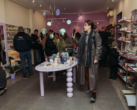 Стол обеденный MON Боб  с ножкой Шары Арт.8307-2