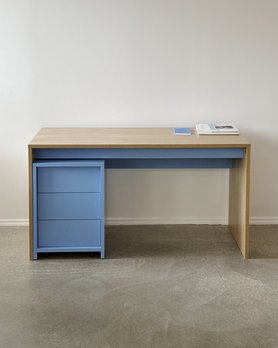 Стол-парта Кабинет в наличии-1