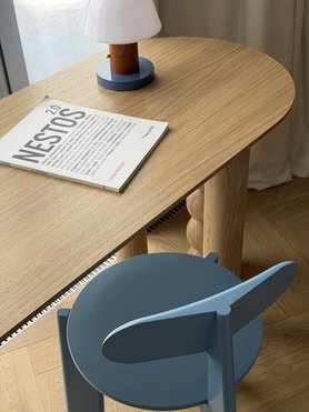 Стол из шпона дуба  с ножками Мон и шары Арт. 9127-2